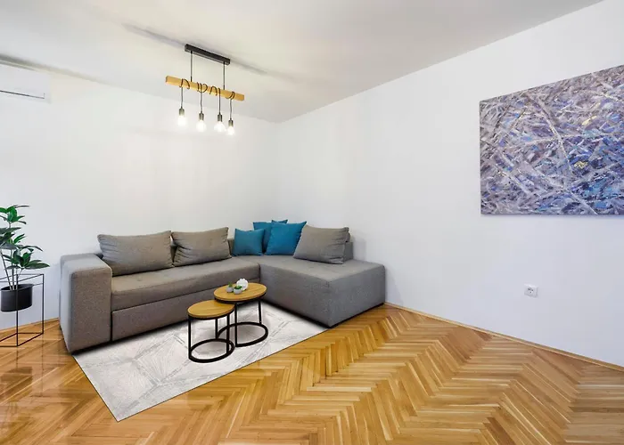 Sari City Center Apartment